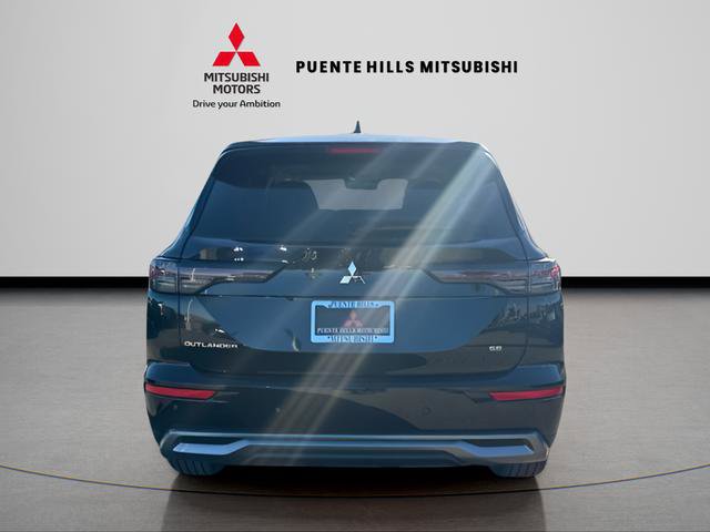 New 2026 Mitsubishi Outlander SE FWD image 6