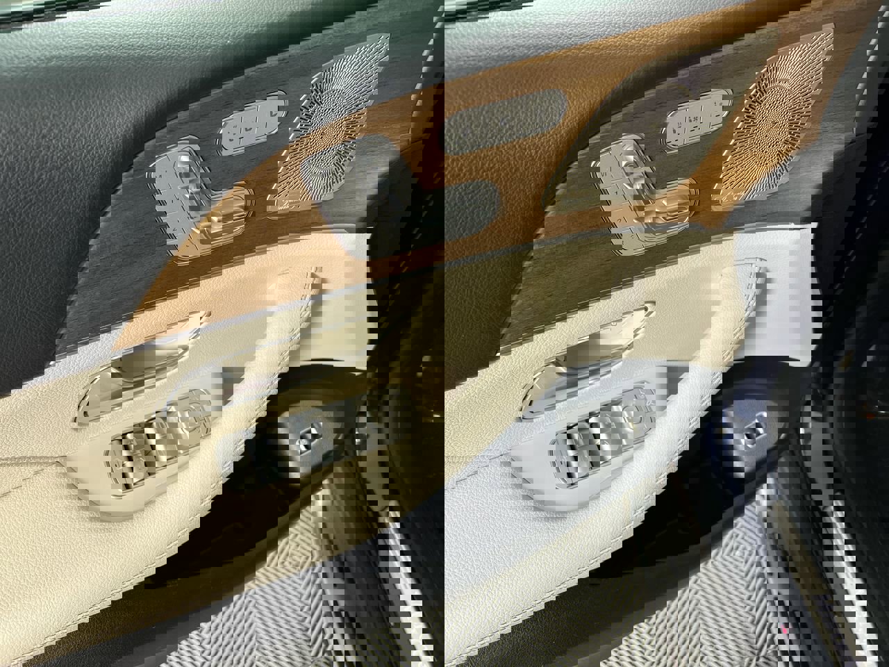 Used 2022 Mercedes-Benz GLS 450 4MATIC image 14