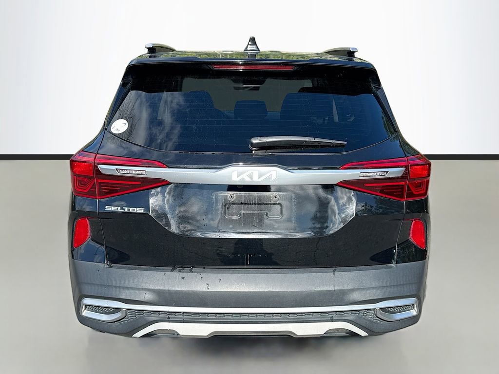 Used 2022 Kia Seltos SX w/ Sunroof Package image 6