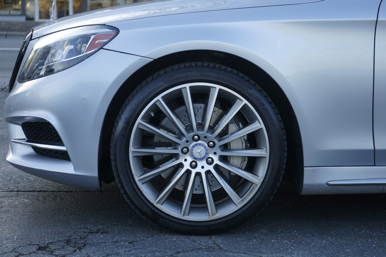 Used 2017 Mercedes-Benz S 550 Sedan image 12