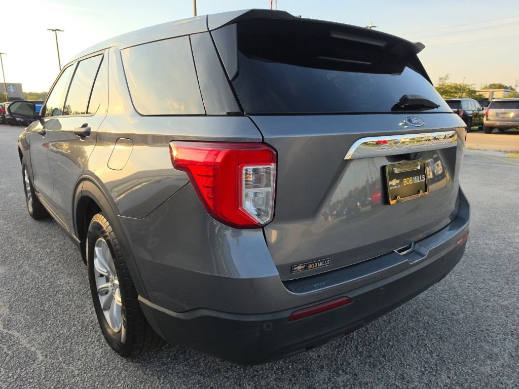 Used 2021 Ford Explorer 2WD image 3