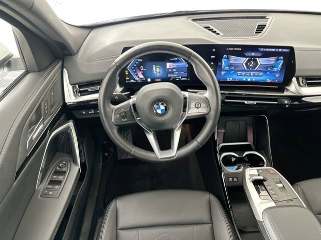 Used 2025 BMW X2 xDrive28i image 11