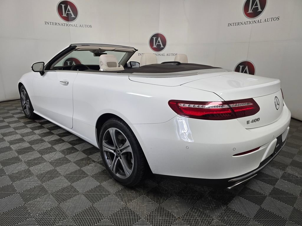 Used 2018 Mercedes-Benz E 400 4MATIC Cabriolet image 11