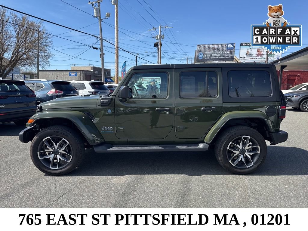 Used 2024 Jeep Wrangler Unlimited w/ Convenience Group AWD/4WD image 4