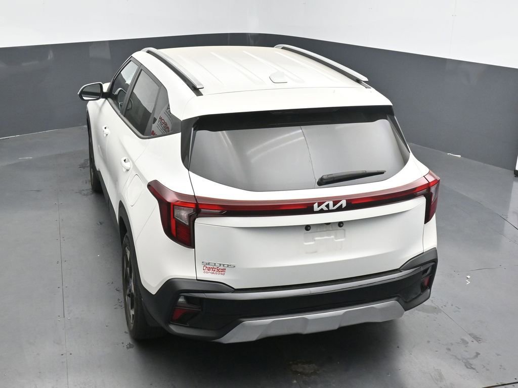 Used 2025 Kia Seltos S image 14