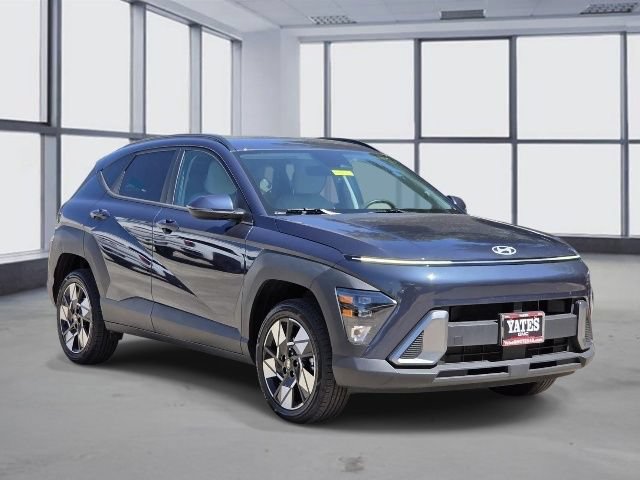 Used 2025 Hyundai Kona SEL AWD/4WD image 3