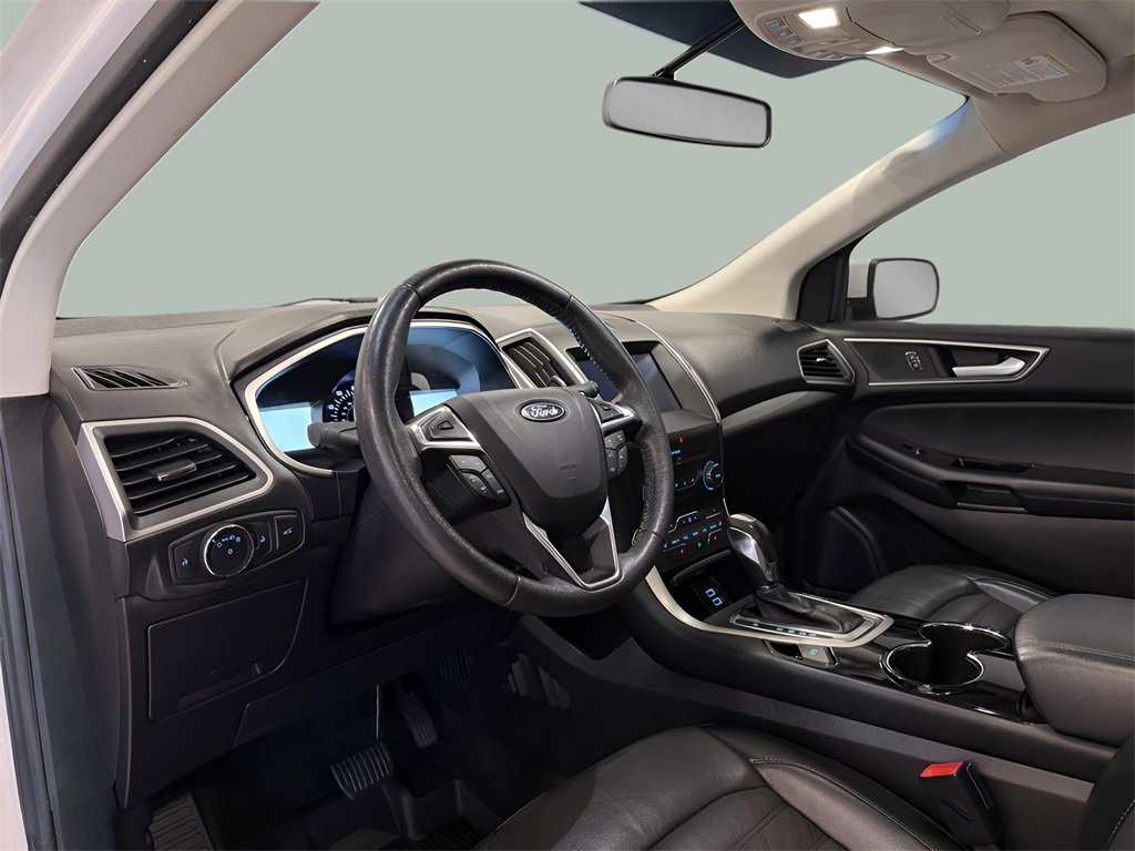 Used 2018 Ford Edge SEL w/ Equipment Group 201A image 19