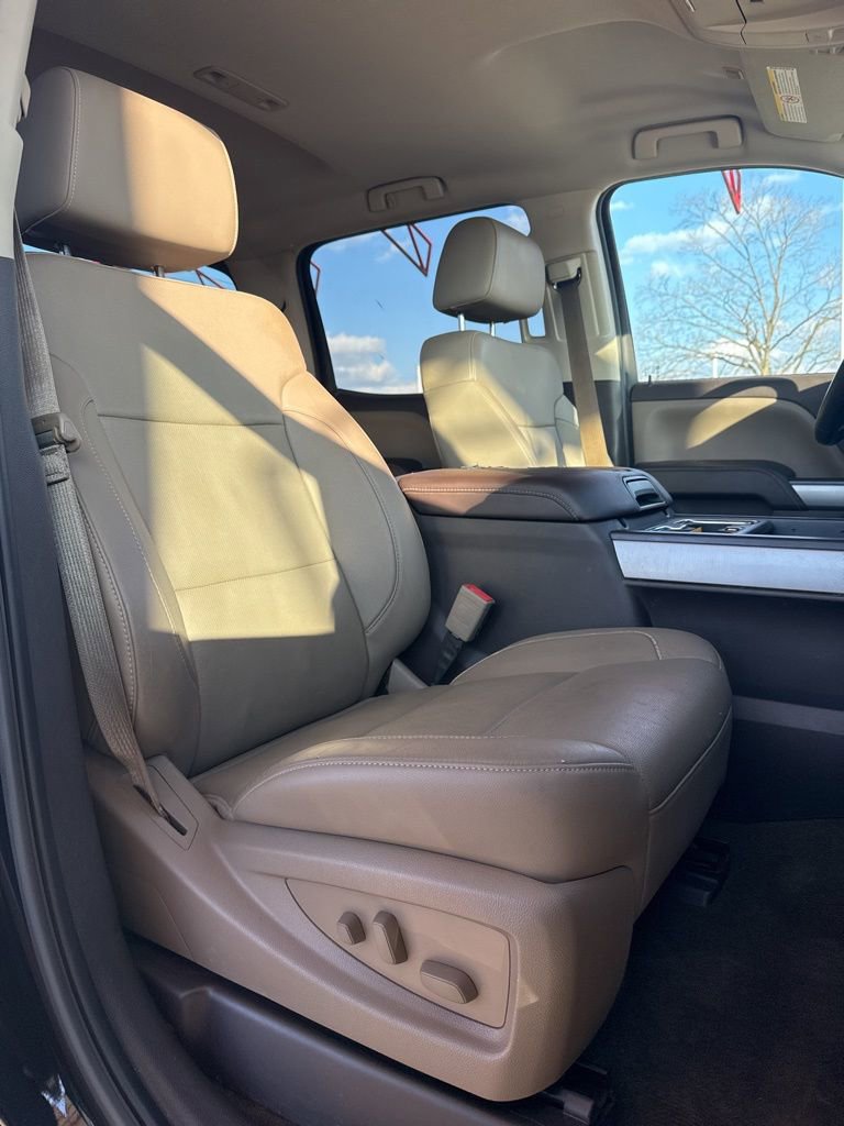 Used 2015 Chevrolet Silverado 2500 LTZ w/ Duramax Plus Package AWD/4WD image 30