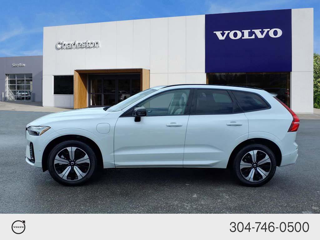 Certified 2024 Volvo XC60 T8 Plus w/ Climate Package image 6