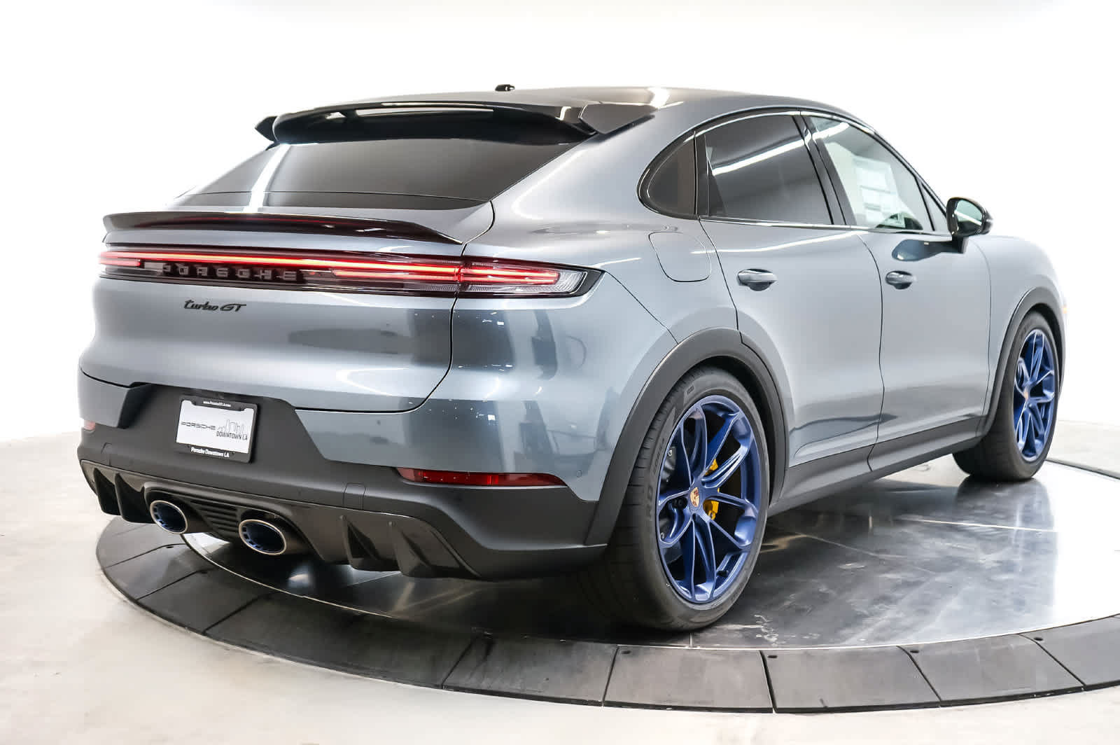 New 2026 Porsche Cayenne Turbo GT AWD/4WD image 8