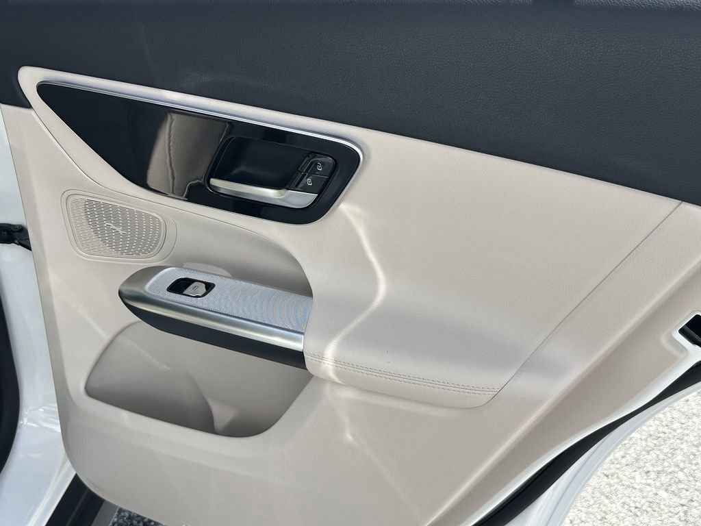 New 2026 Mercedes-Benz GLC 300 image 19