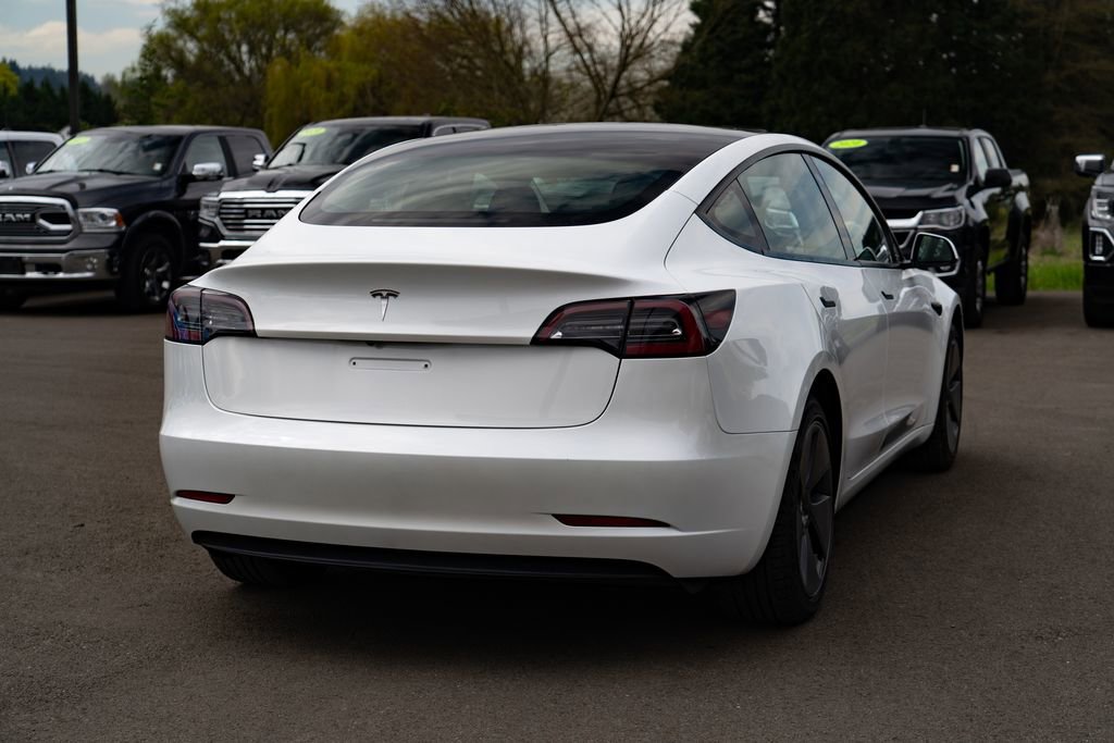 Used 2023 Tesla Model 3 Standard Range image 10