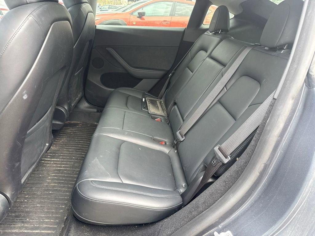 Used 2023 Tesla Model Y Long Range AWD/4WD image 13