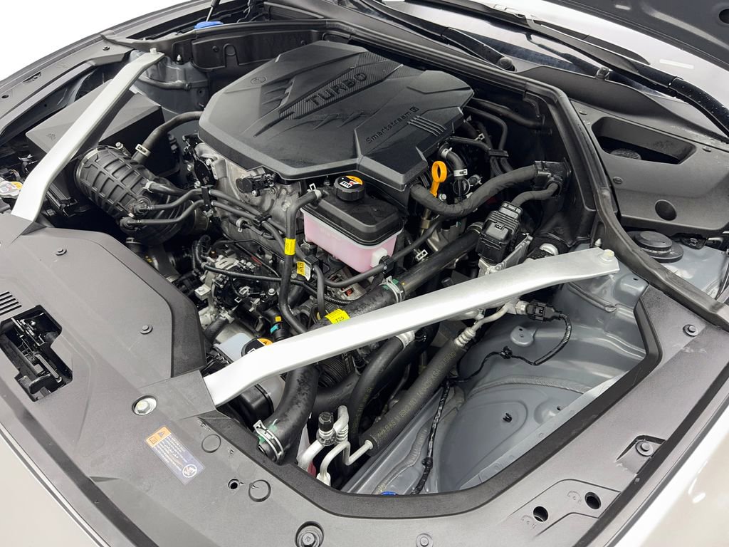 Used 2025 Genesis G70 2.5T image 72