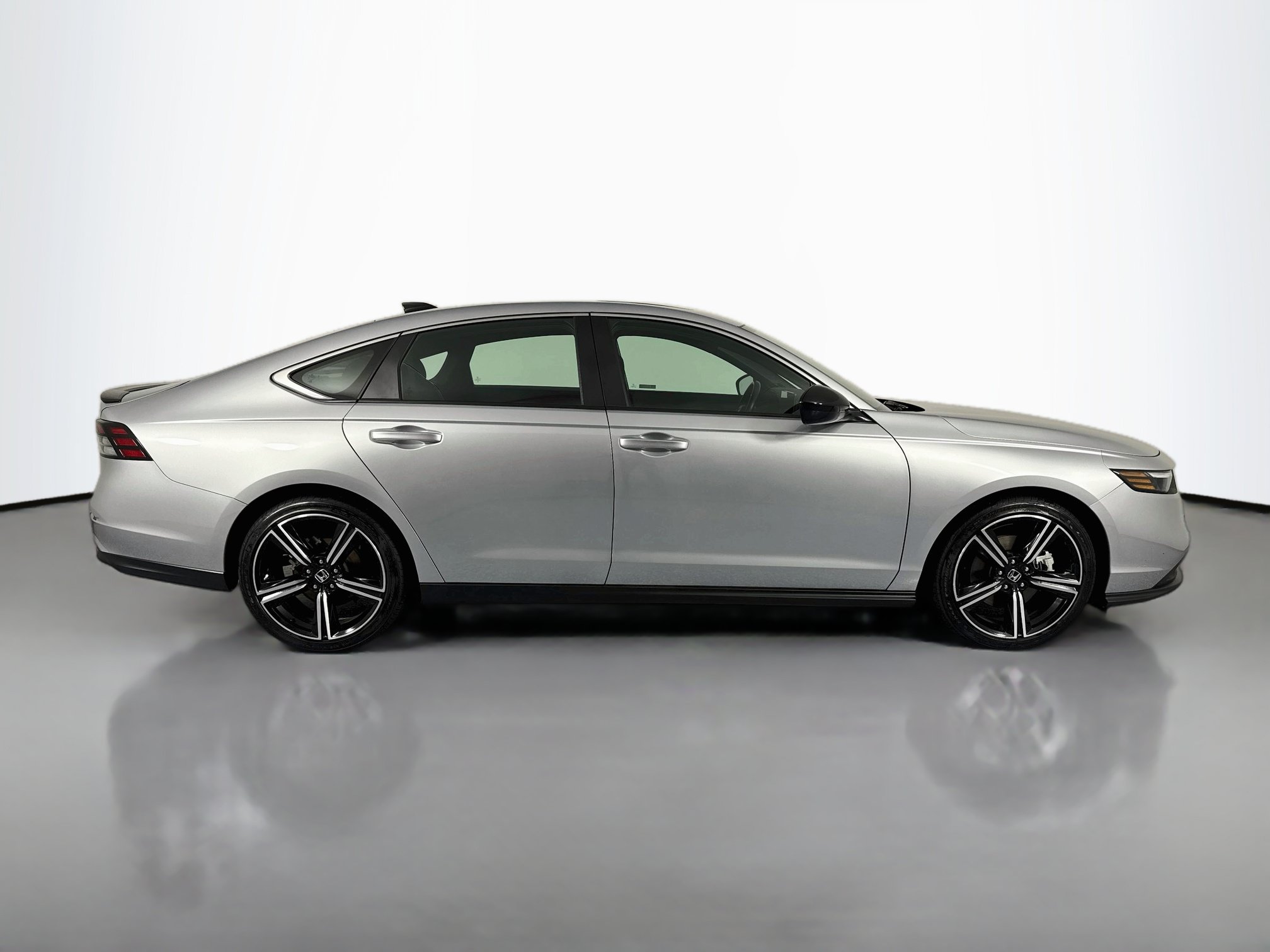 Certified 2024 Honda Accord Sport image 4