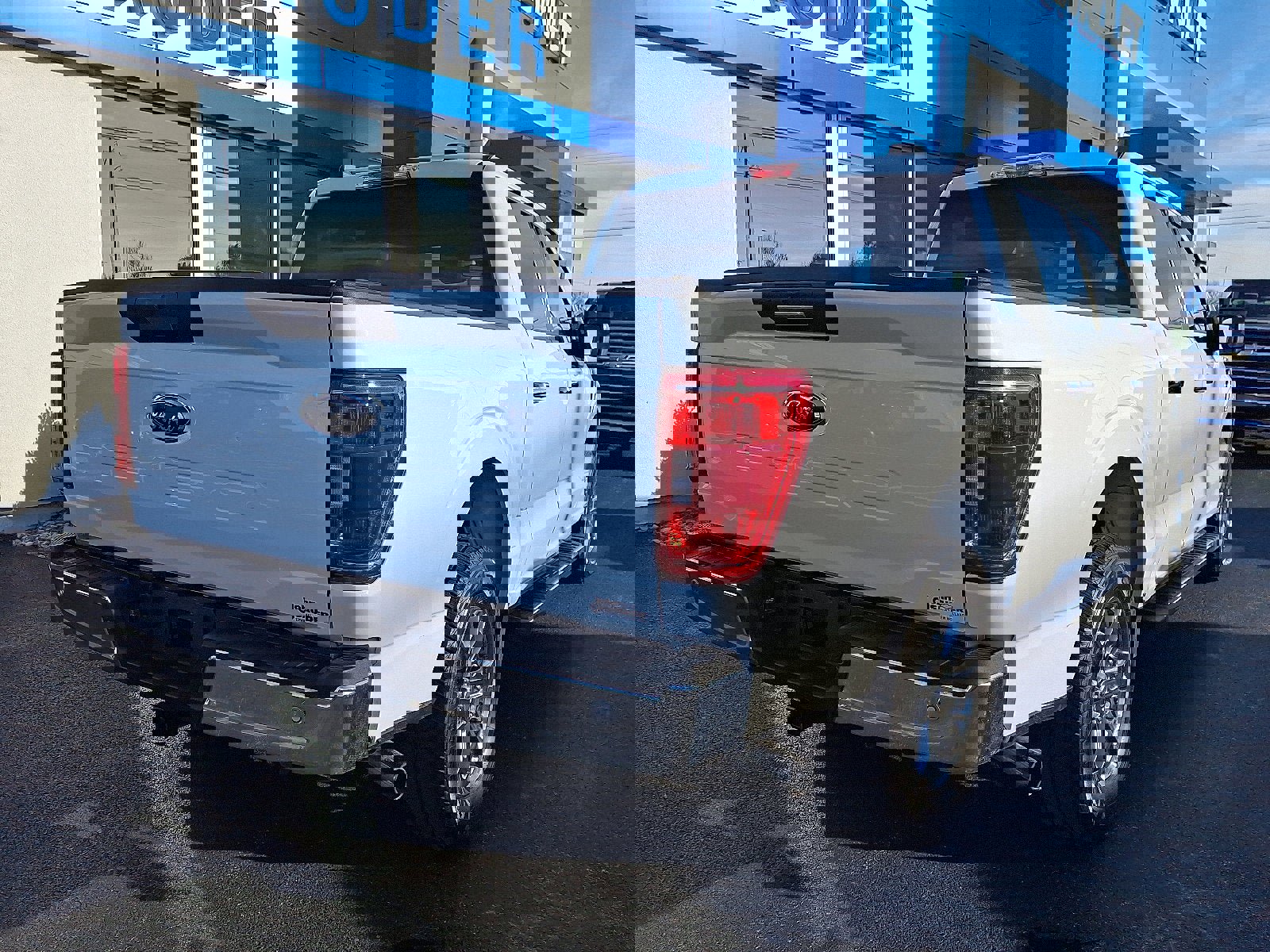 Used 2021 Ford F150 XLT w/ XTR Package image 6