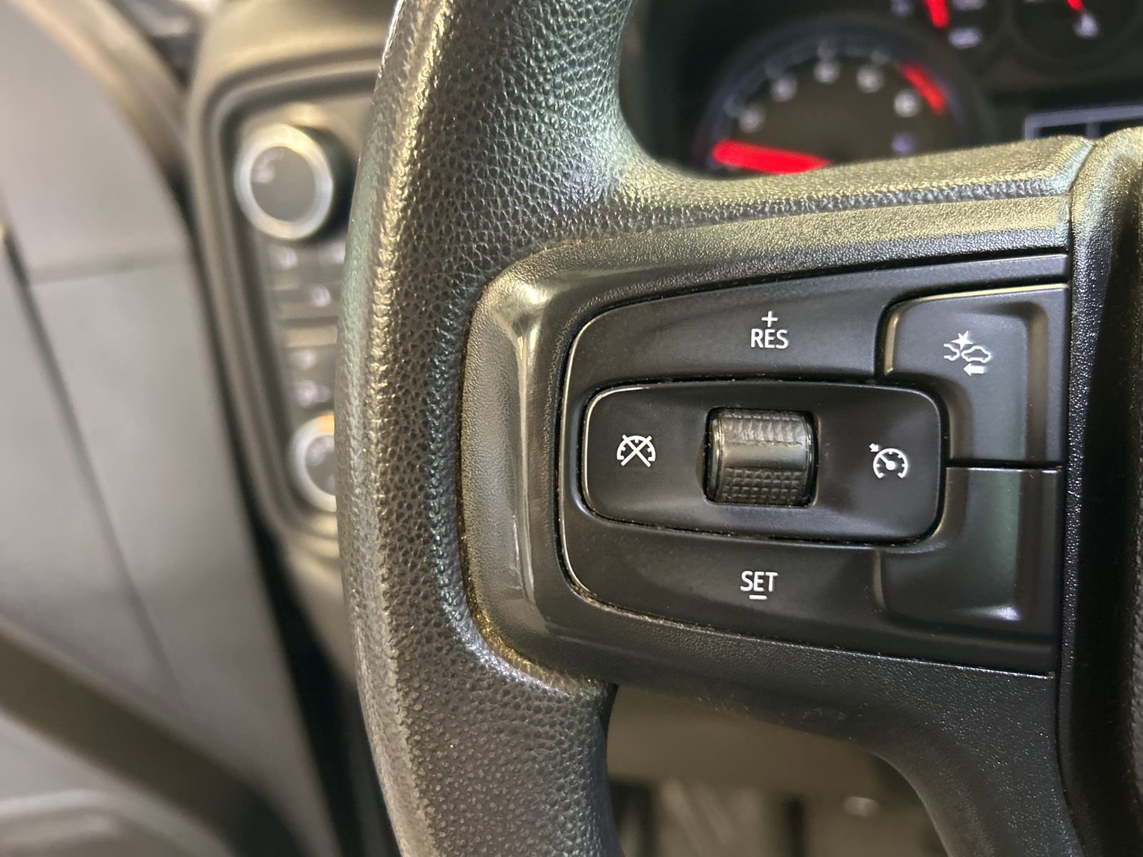 Used 2024 Chevrolet Silverado 2500 Custom w/ Custom Value Package image 19