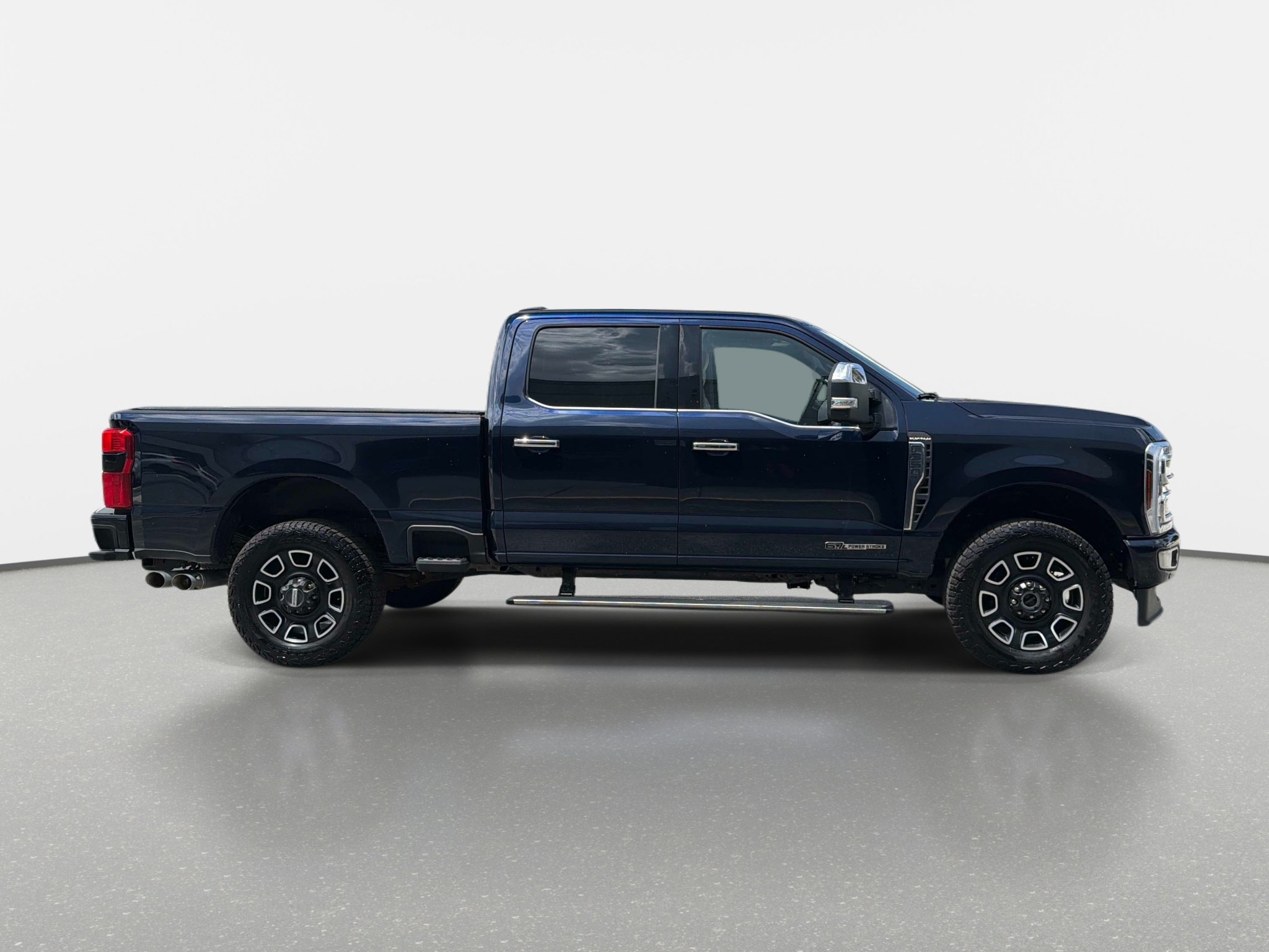 Used 2024 Ford F350 Platinum AWD/4WD image 2