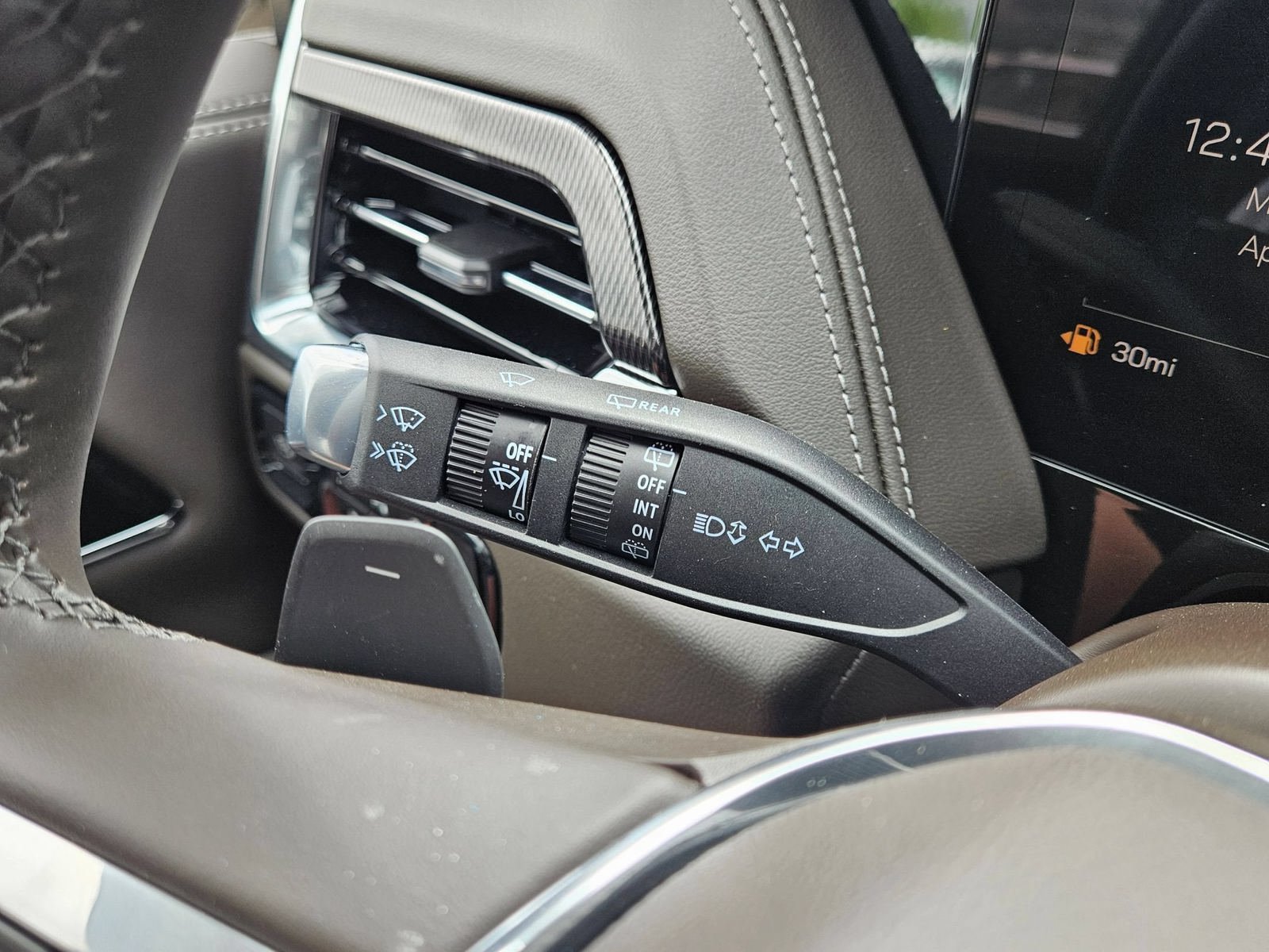 New 2026 GMC Yukon Elevation AWD/4WD image 14