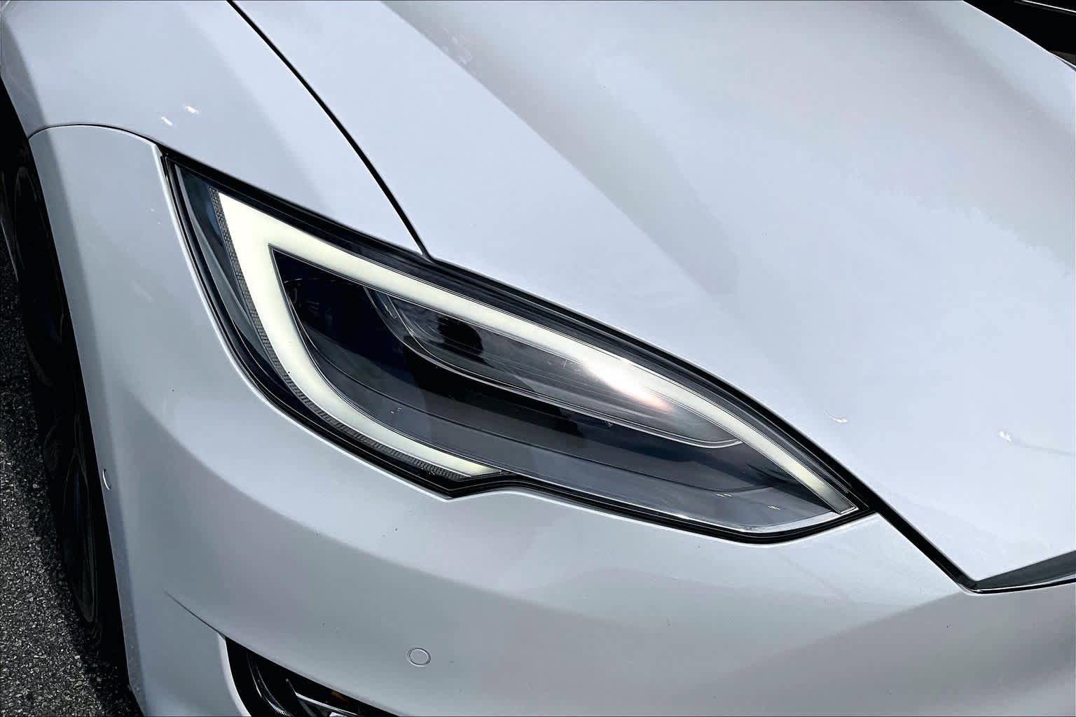 Used 2021 Tesla Model S Long Range Plus AWD/4WD image 26