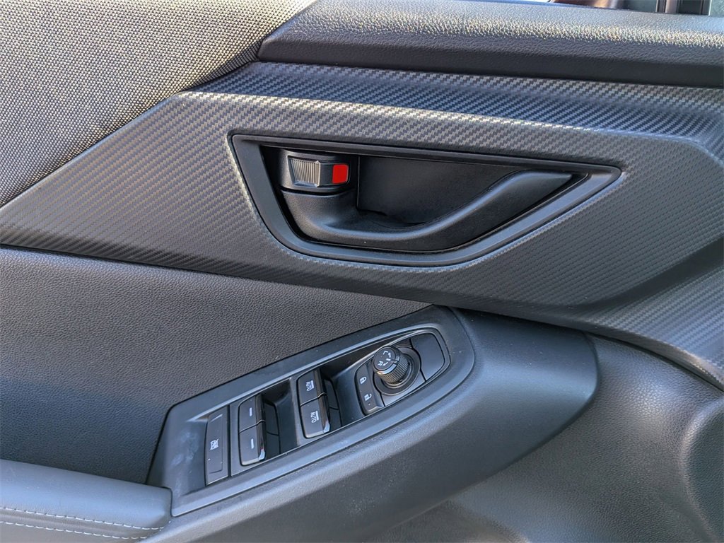 Used 2024 Subaru Crosstrek 2.0i Premium image 11