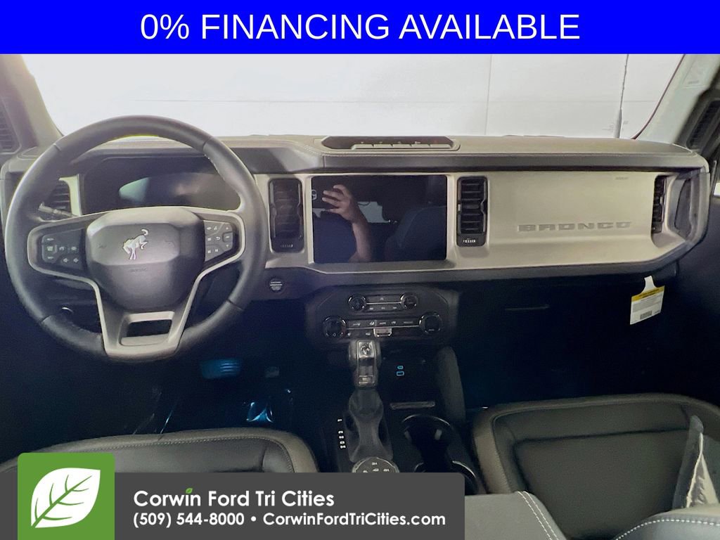 New 2025 Ford Bronco Outer Banks w/ Sasquatch Package image 7