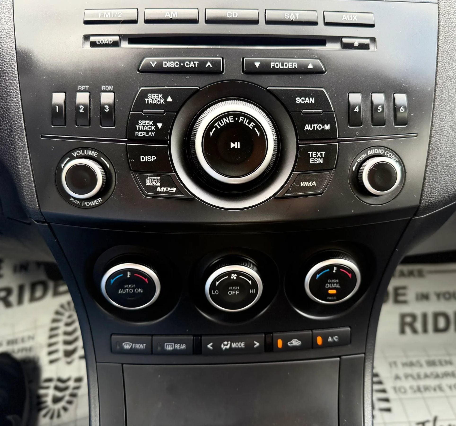 Used 2013 MAZDA MAZDA3 i Touring FWD image 17