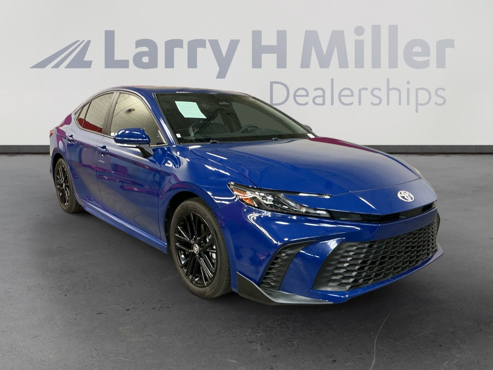 Certified 2025 Toyota Camry SE w/ Multimedia Upgrade Package FWD image 7