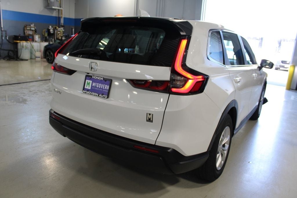 Used 2023 Honda CR-V LX image 38