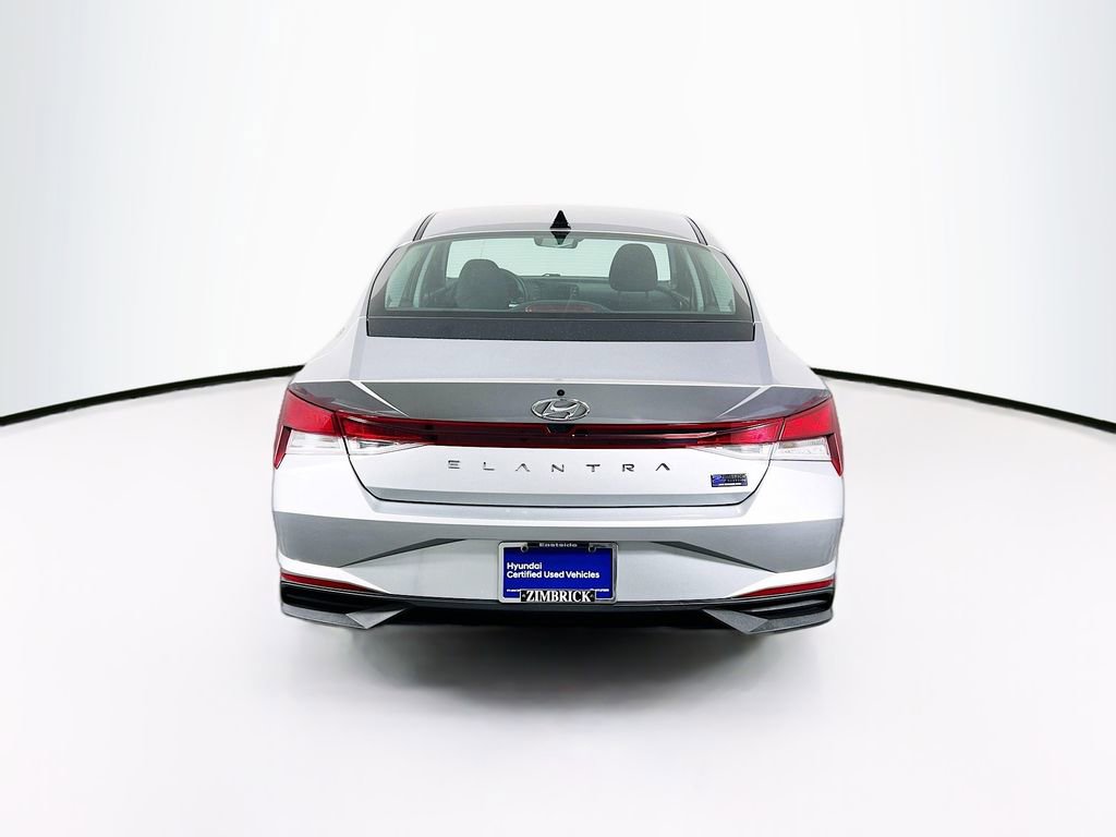 Certified 2021 Hyundai Elantra SEL FWD image 6