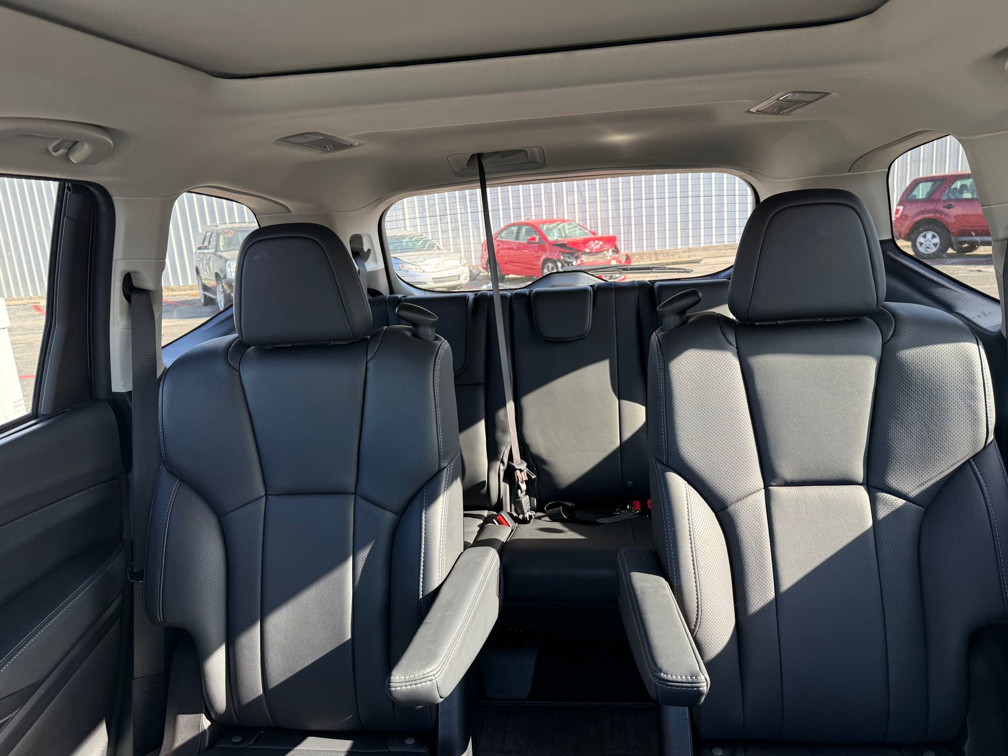 Used 2023 Subaru Ascent Limited w/ Technology Package image 9