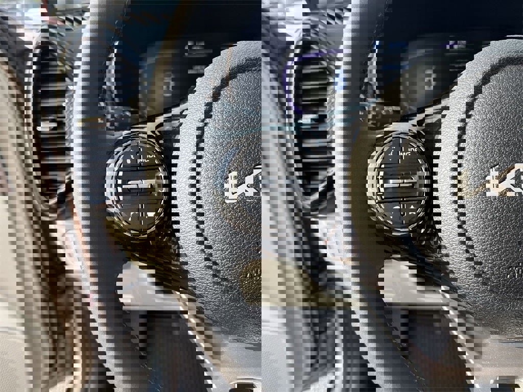 New 2025 Kia Soul EX image 20