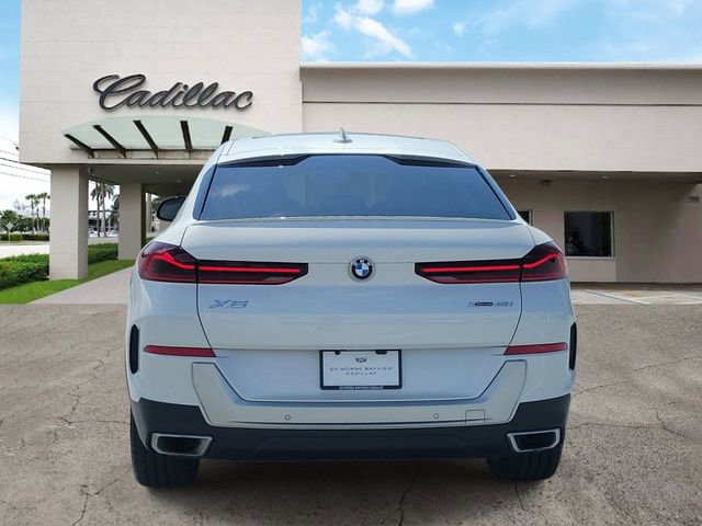 Used 2021 BMW X6 xDrive40i w/ Premium Package AWD/4WD image 4