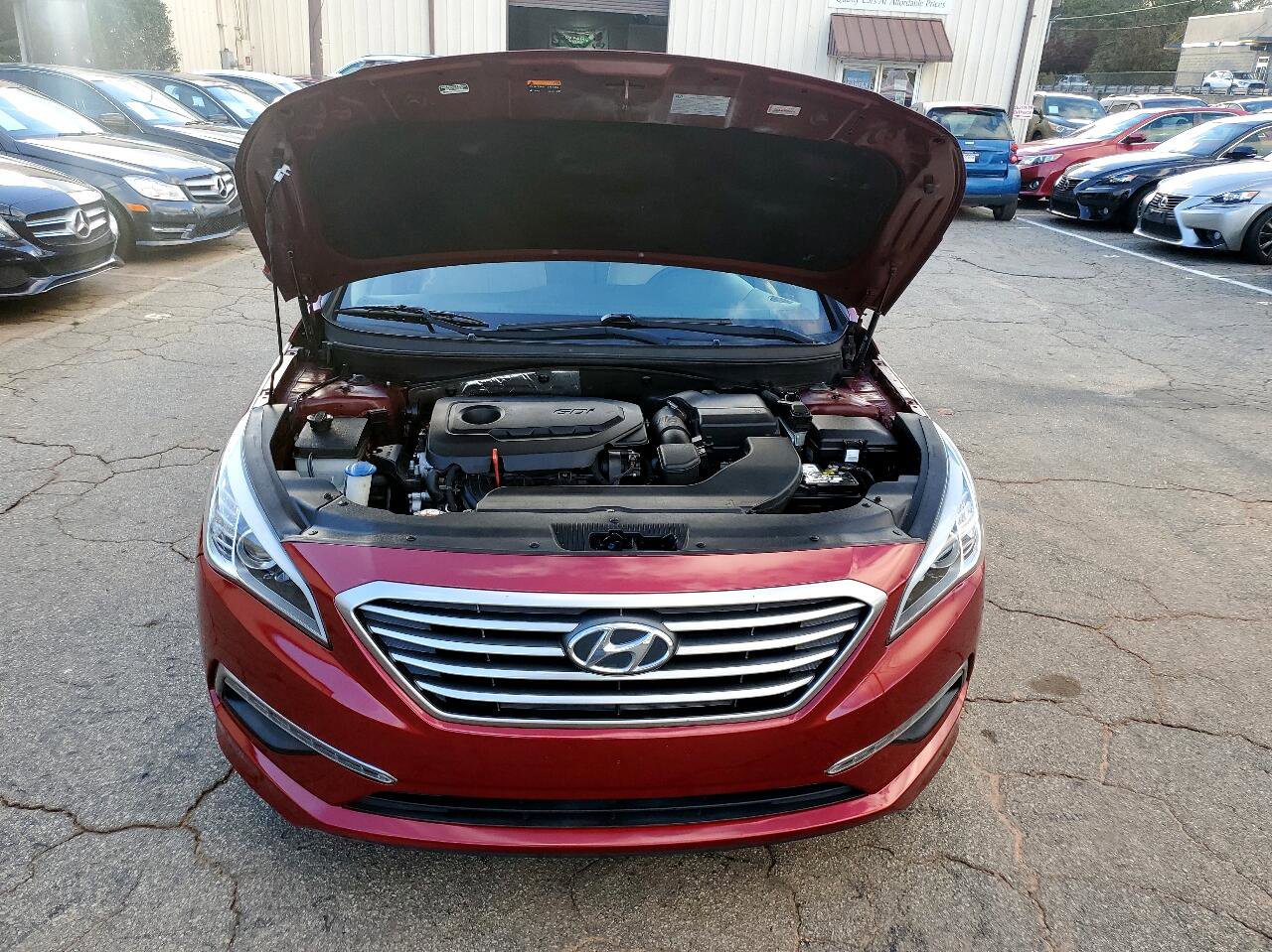 Used 2015 Hyundai Sonata SE image 11
