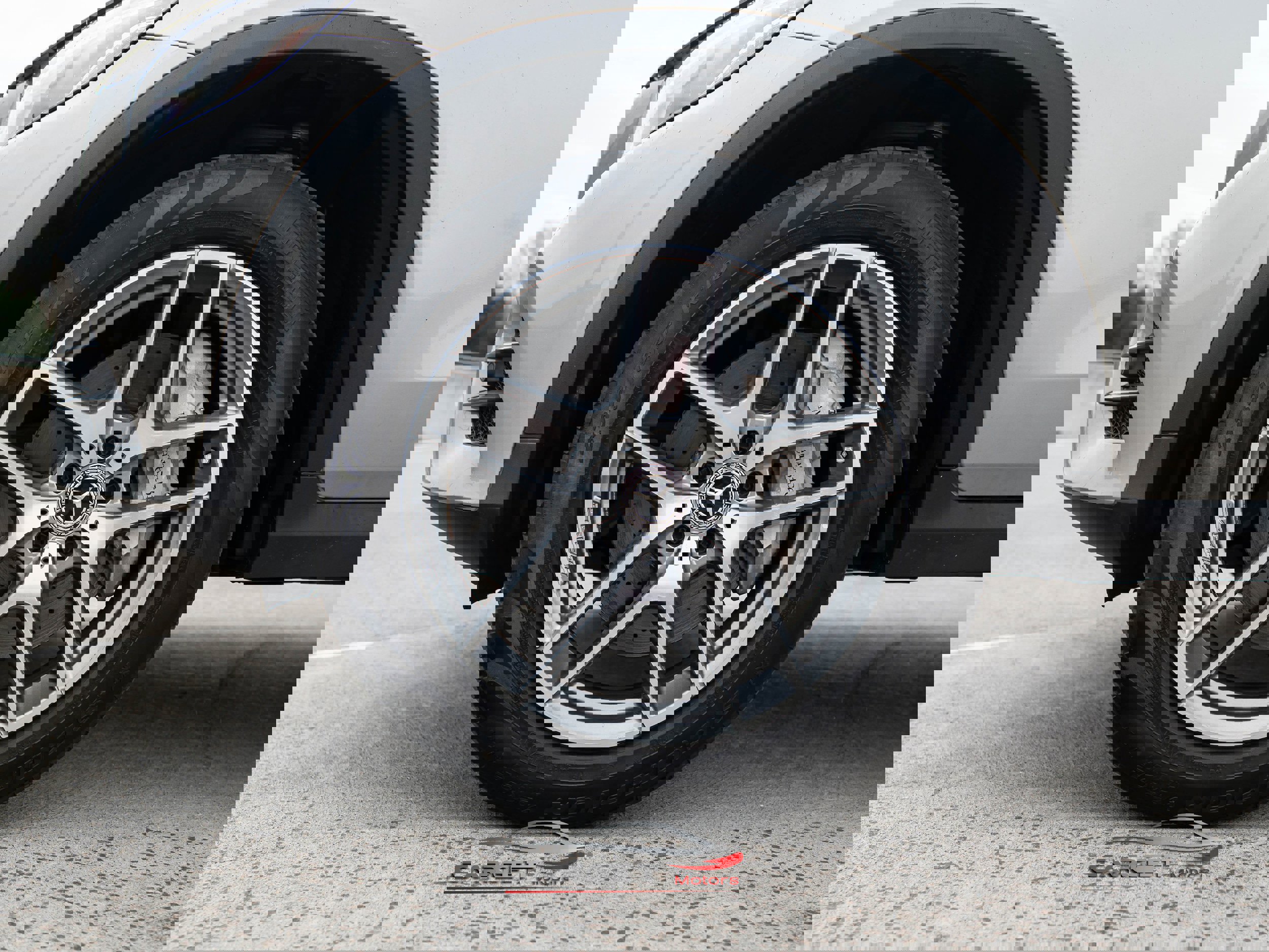 Used 2019 Mercedes-Benz GLC 300 4MATIC image 9