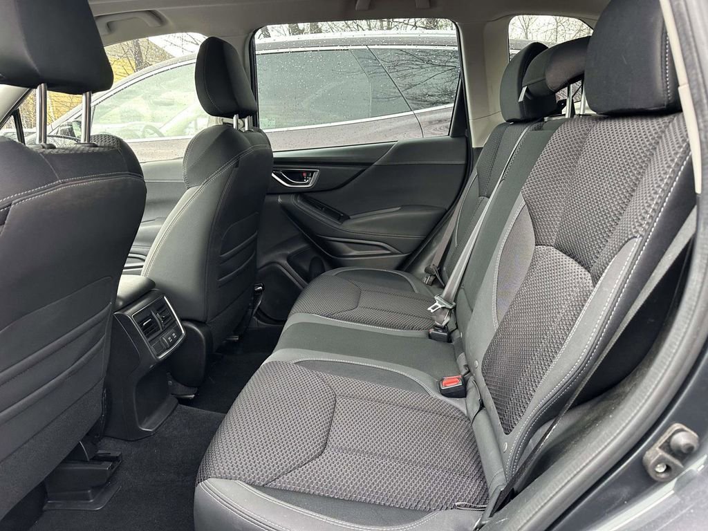 Used 2022 Subaru Forester Premium image 14