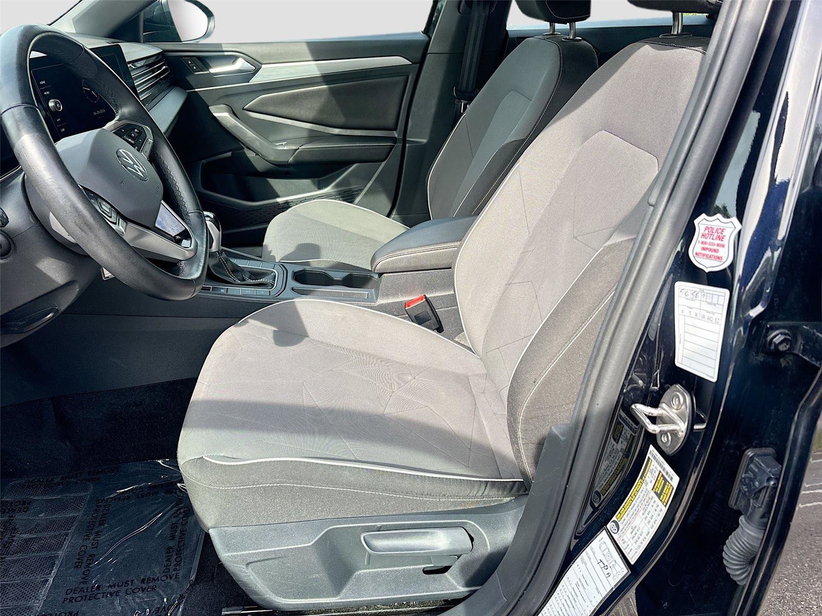 Used 2025 Volkswagen Jetta Sport image 21