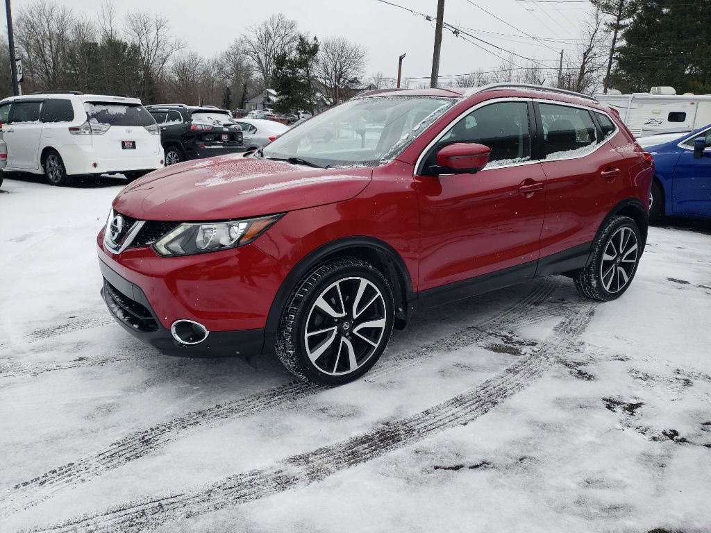 Used 2017 Nissan Rogue Sport SL image 3