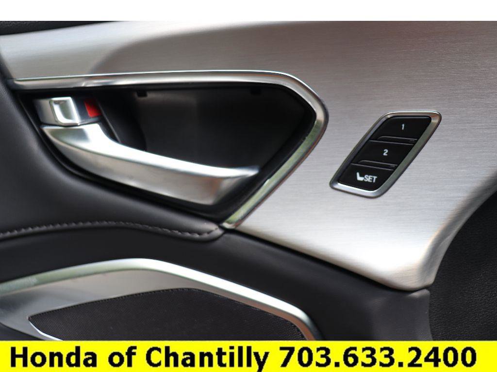 Used 2024 Acura RDX SH-AWD image 24