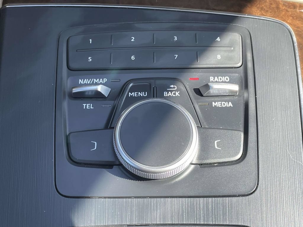 Used 2019 Audi Q5 2.0T Premium w/ Convenience Package AWD/4WD image 38