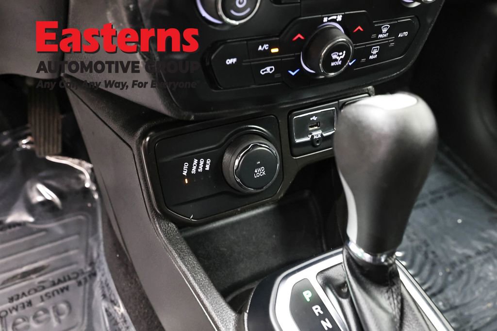 Used 2021 Jeep Renegade Sport image 20