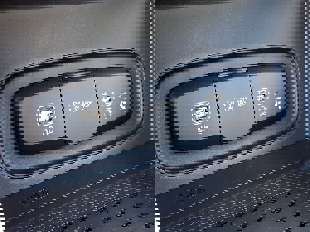 New 2026 Hyundai Venue SEL image 20