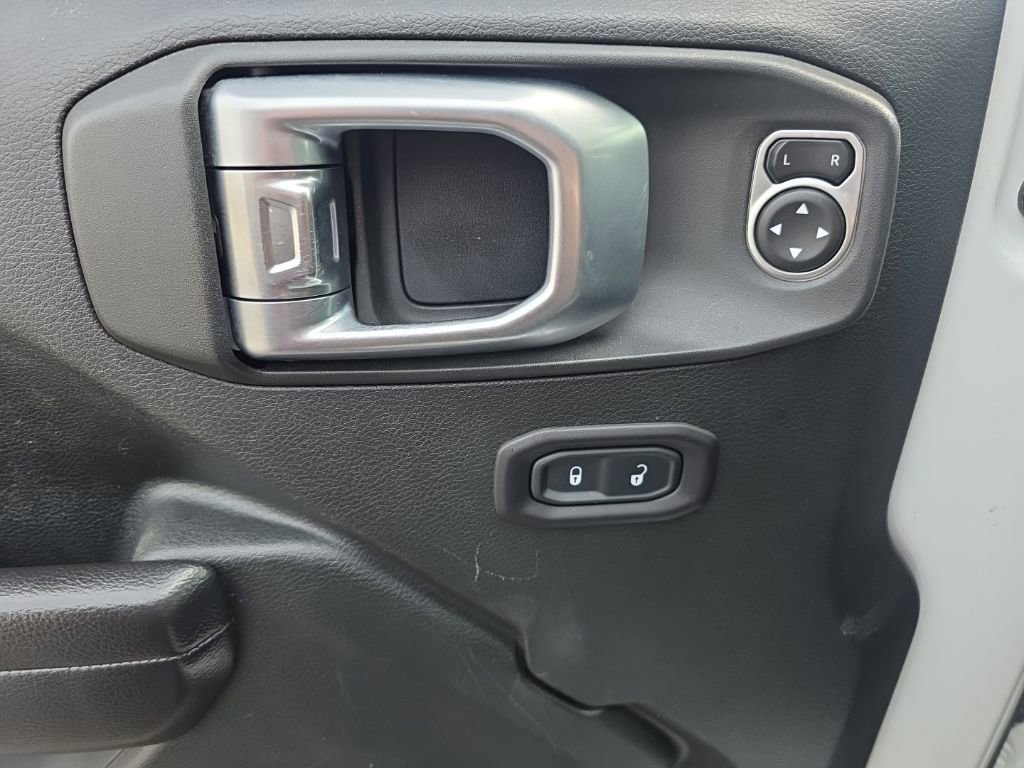 Used 2018 Jeep Wrangler Unlimited Sport S image 14