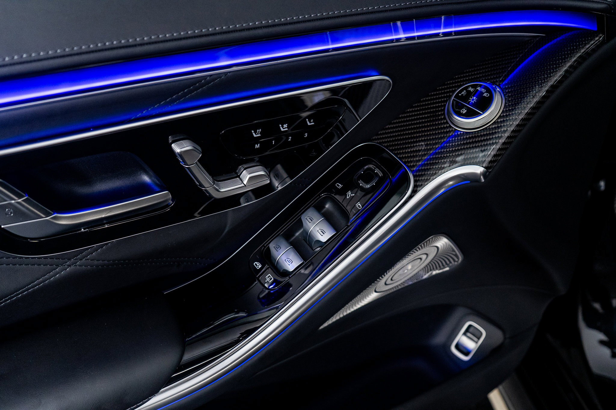 Used 2025 Mercedes-Benz S 63 AMG S w/ AMG Night Package image 56