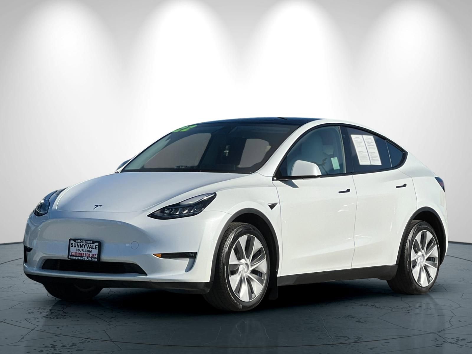 Used 2023 Tesla Model Y Long Range image 8