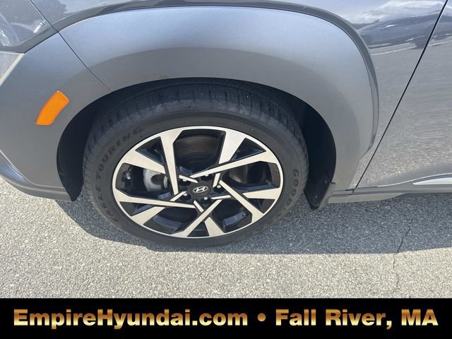 Used 2023 Hyundai Kona Limited image 12