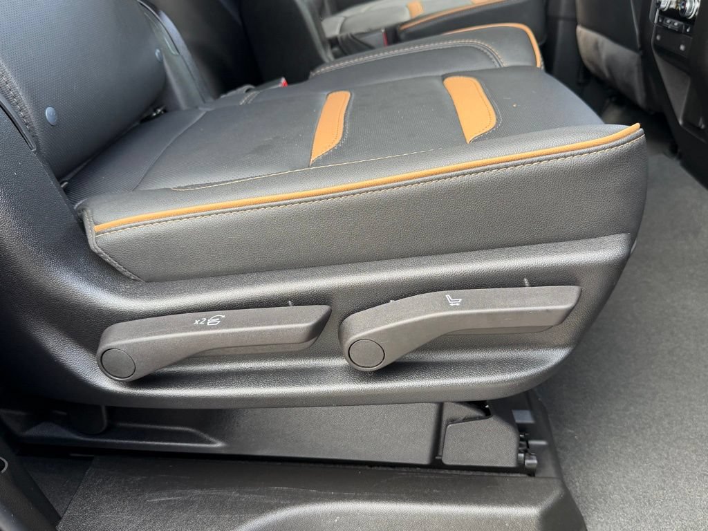 Used 2024 GMC Yukon AT4 w/ Max Trailering Package AWD/4WD image 43