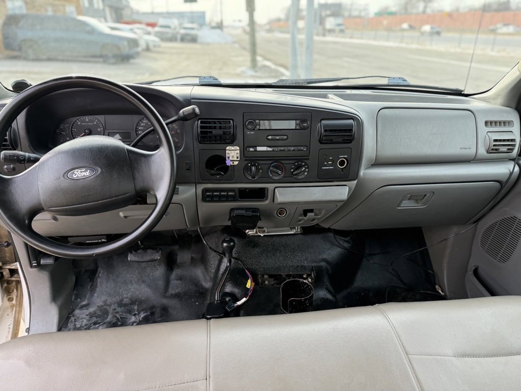Used 2005 Ford F250 XL image 31