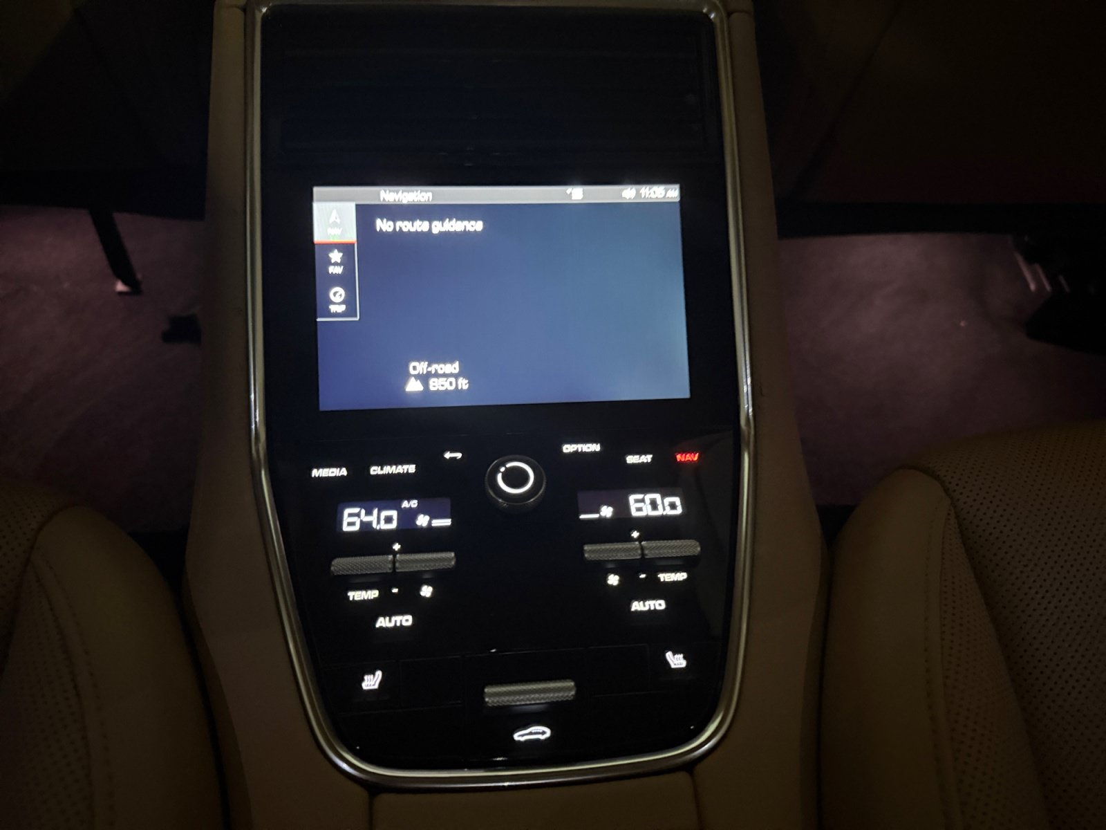Used 2021 Porsche Panamera RWD image 22