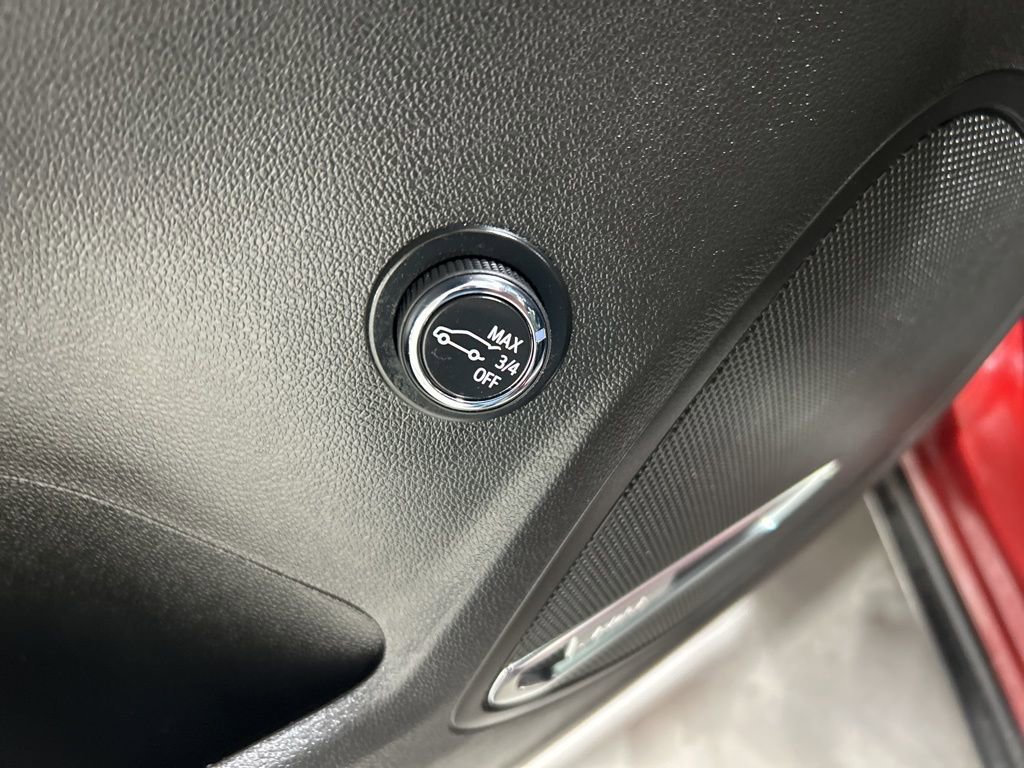 Used 2023 Buick Envision Avenir AWD/4WD image 17